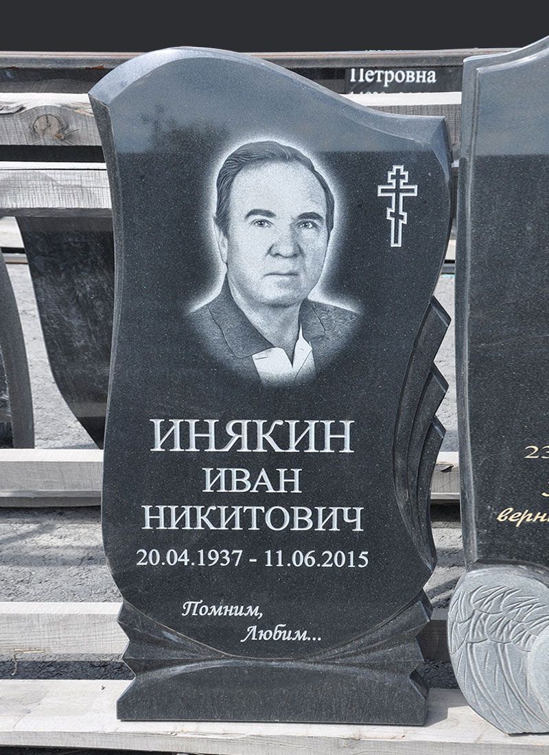 Памятник №004 из черного гранита — фото 6